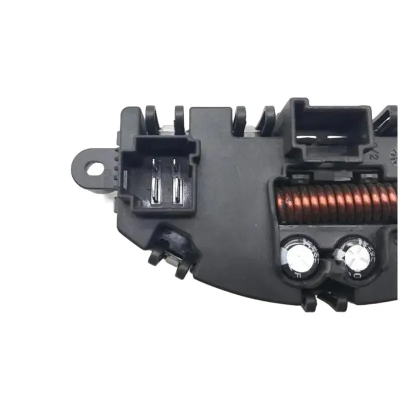 Yoonshan Radiator Fan Control Module for AUDI A4 QUATTRO (2013-2015) Plug_Connector_Closeup(OE:8T082521)