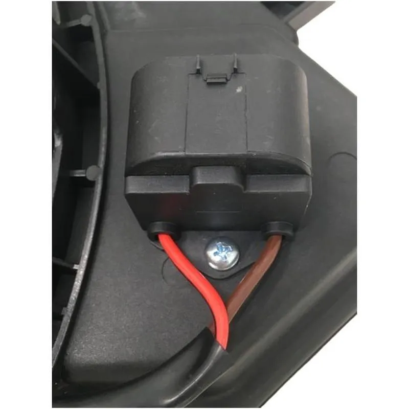 Yoonshan_Radiator_Fan_for_BUICK_ENCORE_2014-2020-Wire_Harness_CloseupOE-95301357