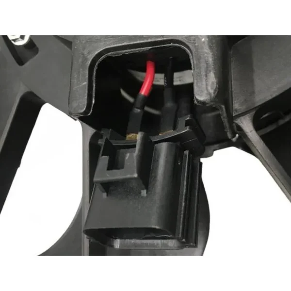 Yoonshan Radiator Fan for CHEVROLET EQUINOX Wire_Harness_Closeup(OE:25952813,GM3115239,25952785,621-456,25952782,20879994)