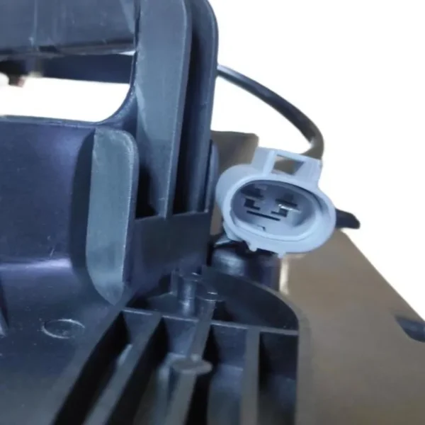 Yoonshan Radiator Fan for DAEWOO LANOS (1998-2001) Plug_Detail(OE:96184135,96352580,96183756)