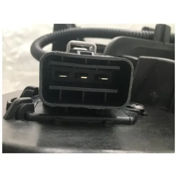Yoonshan Radiator Fan for KIA CARNIVAL (2015-2018) Plug_Detail(OE:25380-A9000,KI3115146,621-559)