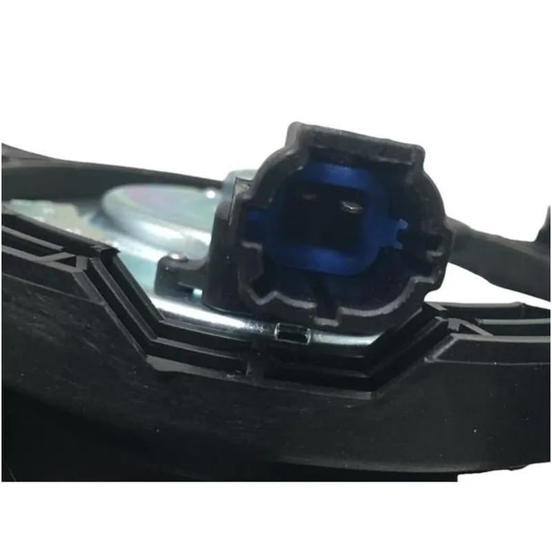 Yoonshan Radiator Fan for MITSUBISHI ASX 2.0L Plug_Detail(OE:1355A341,1355A205,1335A131,1355A090,1335A095,MR312899,1355A093,1355A225,MR993933,620-367)