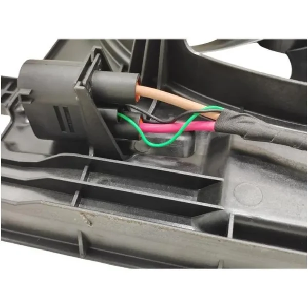 Yoonshan Radiator Fan for VOLKSWAGEN TERAMONT Wire_Harness_Closeup(OE:3QG121207,3QG959455,3QF121207,VW3115123,3QF121207)