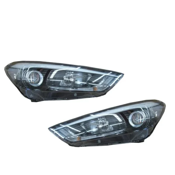Yoonshan Head Light for HYUNDAI TUCSON (2016) Pair_Front_View(OE:92101-D3110,92102-D3110)