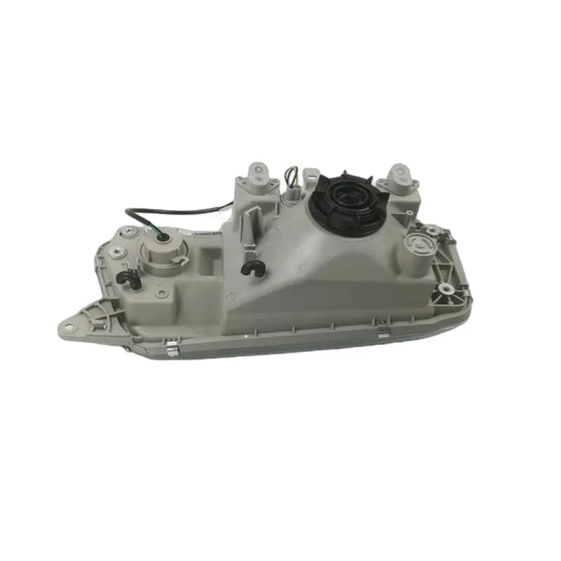 Yoonshan Head Light for ISUZU 840 (1993) Bottom_View(OE:R:1-82110399-2,L:1-82110400-2)