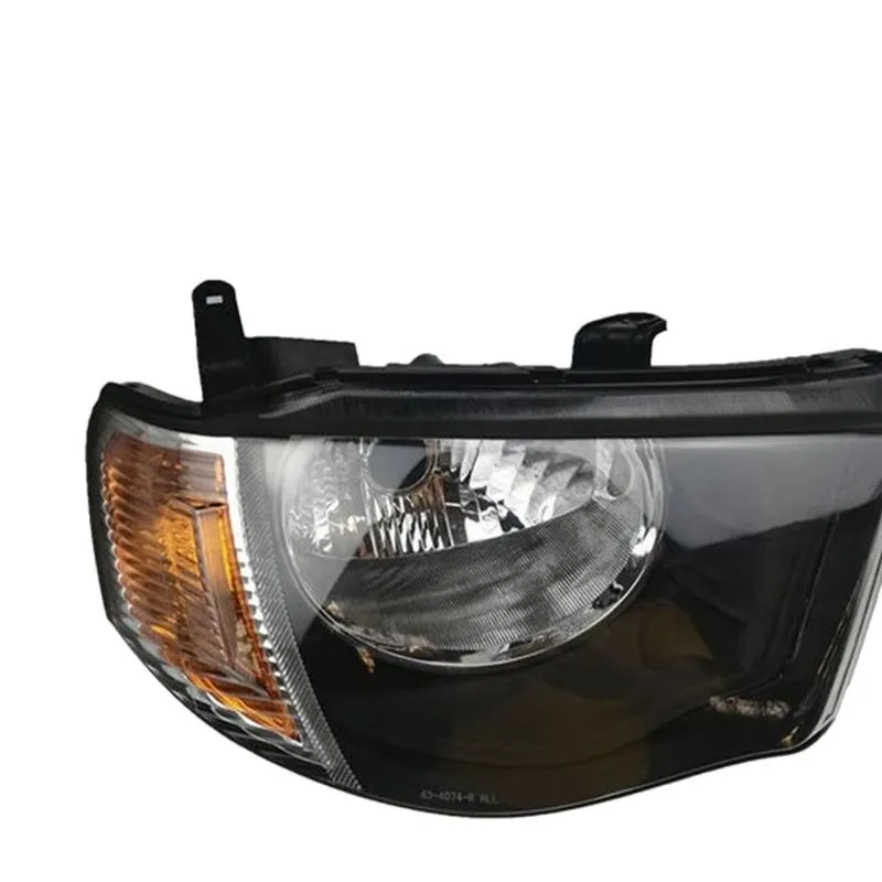 Yoonshan Head Light for MITSUBISHI L200/TRITON SPORTERO (2005-2009) Front_Closeup(OE:R:8301A824,L:8301A823)