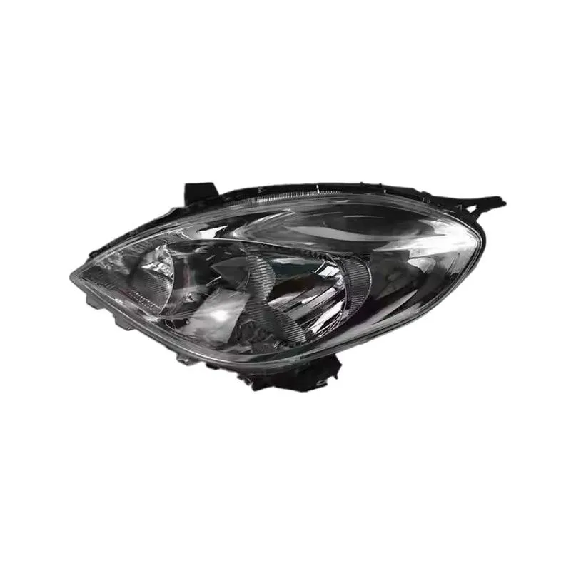 Yoonshan Head Light for NISSAN SUNNY (2011) Side_Closeup_View(OE:R:26010-3AW0B-B201,L:26060-3AW0B-B201)