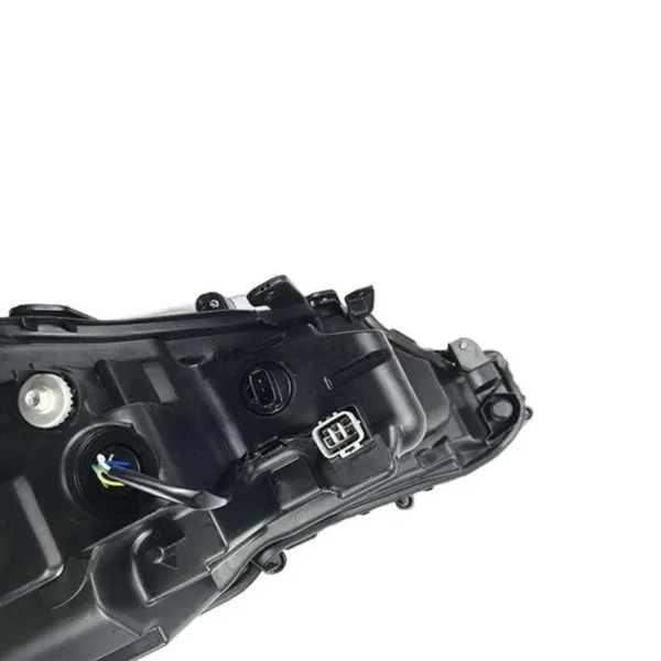 Yoonshan Head Light for TOYOTA CAMRY USA SE (2018) Plug_Connector_Closeup(OE:81110-06D81)