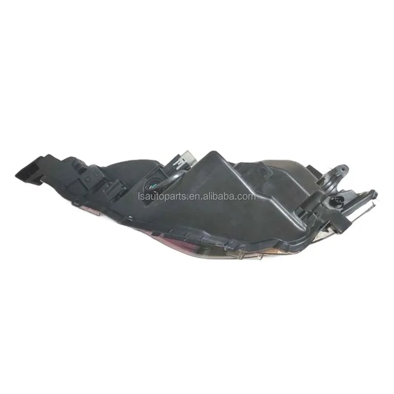 Yoonshan Head Light for TOYOTA COROLLA LE USA (2017-2018) Bottom_View(OE:81110-02M70,81150-02M70)